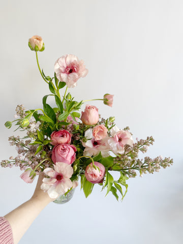 Sip Rosé & Arrange A Bouquet Class